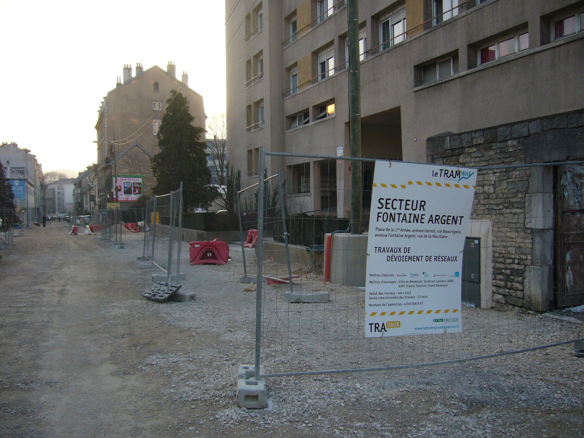 Février 2013 les travaux de dévoiement des réseaux avenue F Argent