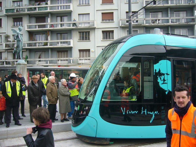 15 janvier 2014 : arrivée du Tram place Flore
