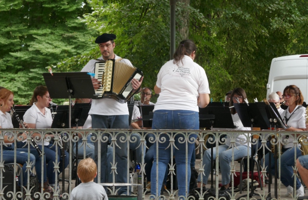 Orchestre Harmonie des Chaprais  musette