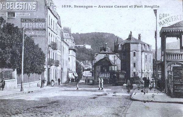 tram avenue Carnot