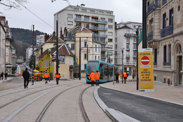 tram avenue Carnot