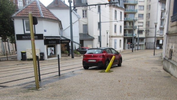 poteau avenue Carnot