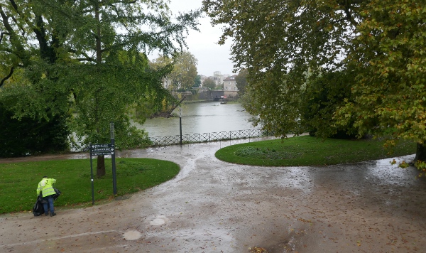 Parc Micaud sous la pluie